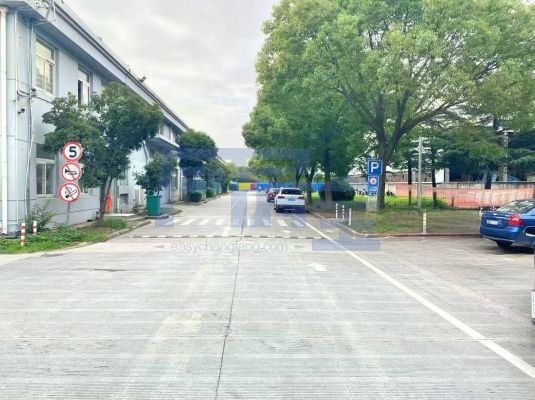 嘉定区浏翔公路厂房出租